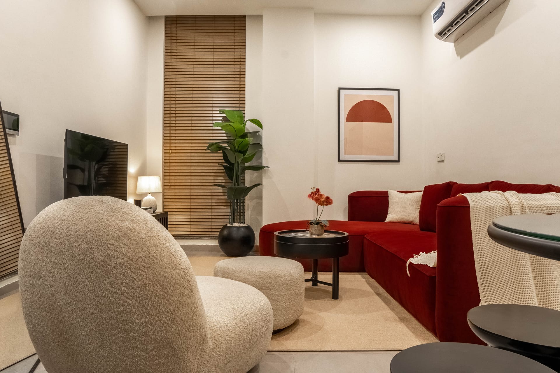 2 Bedroom Apartment With Kitchen | Gulberg Greens