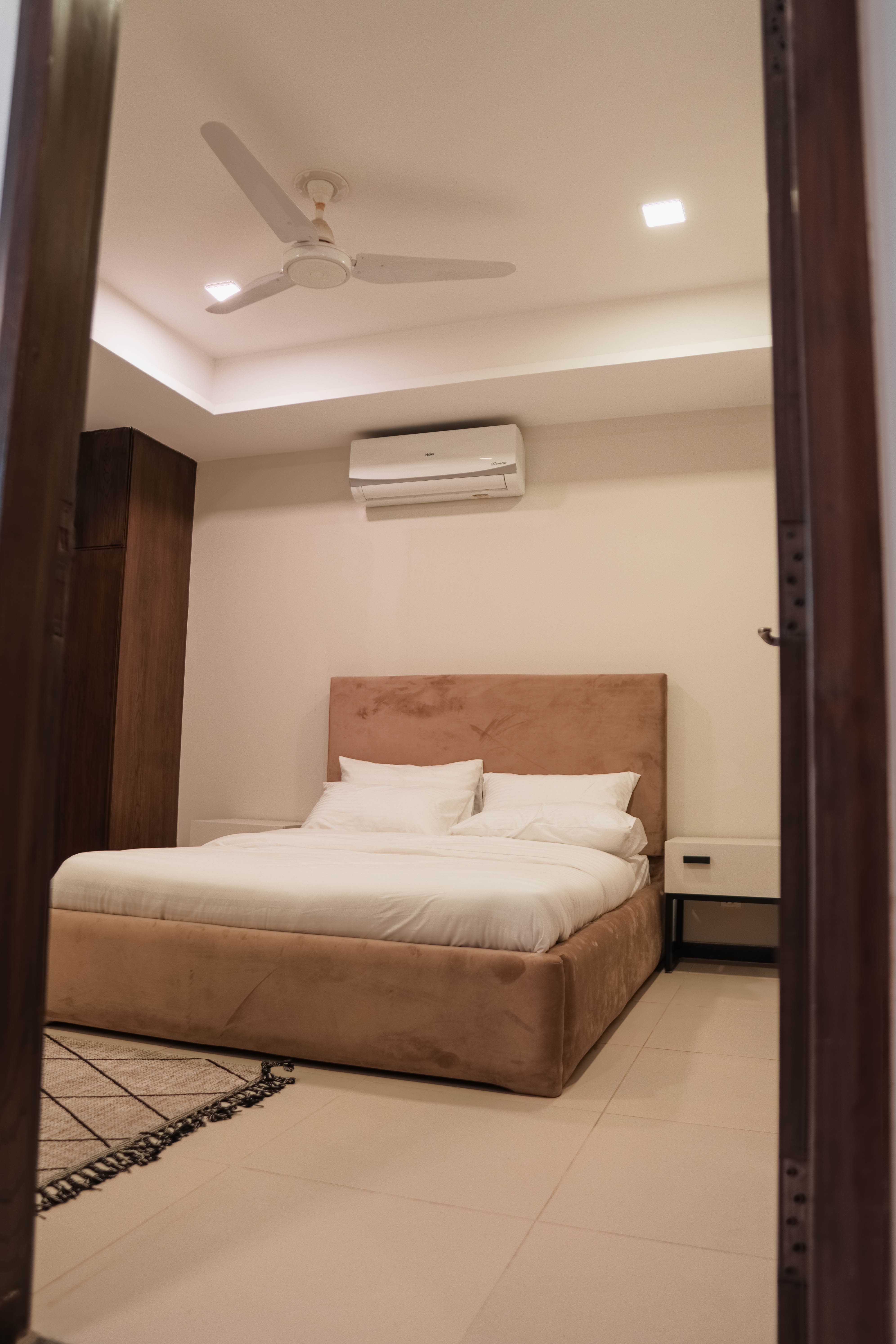 Expat-Style 2BR • 25 Mins to Faisal Mosque - Image 6